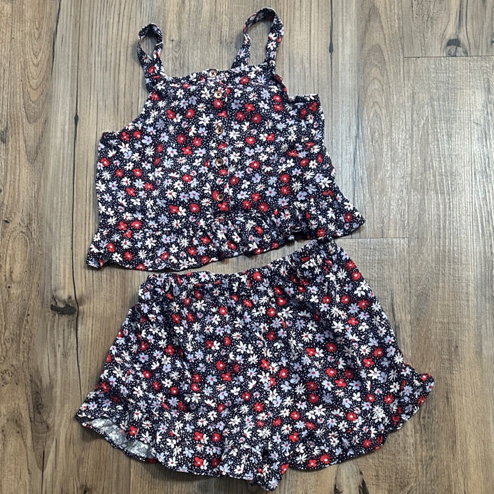 Vince Camuto Black and Red Floral Pajama Set